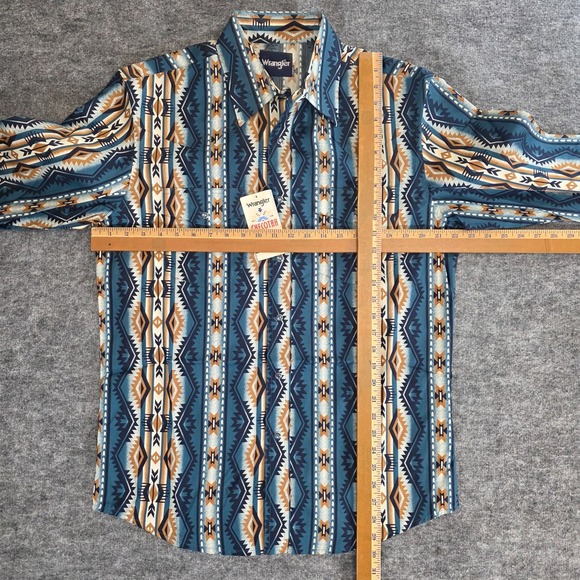 NWT Wrangler Checotah Western Shirt Medium Blue Tan Aztec Southwest Pearl Snap - Picture 11 of 15